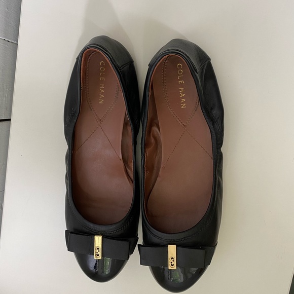 EUC Cole Haan 7.5 Elsie Ballet Flats - Picture 4 of 7